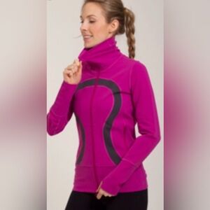 Lululemon In Stride Jacket – Paris Pink with Black Detailing – Size 4